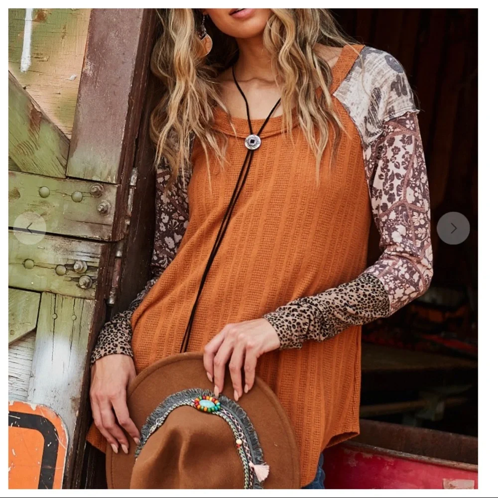 Alison  Mixed Print Contrast boho chic sleeve top - Picture 3 of 6